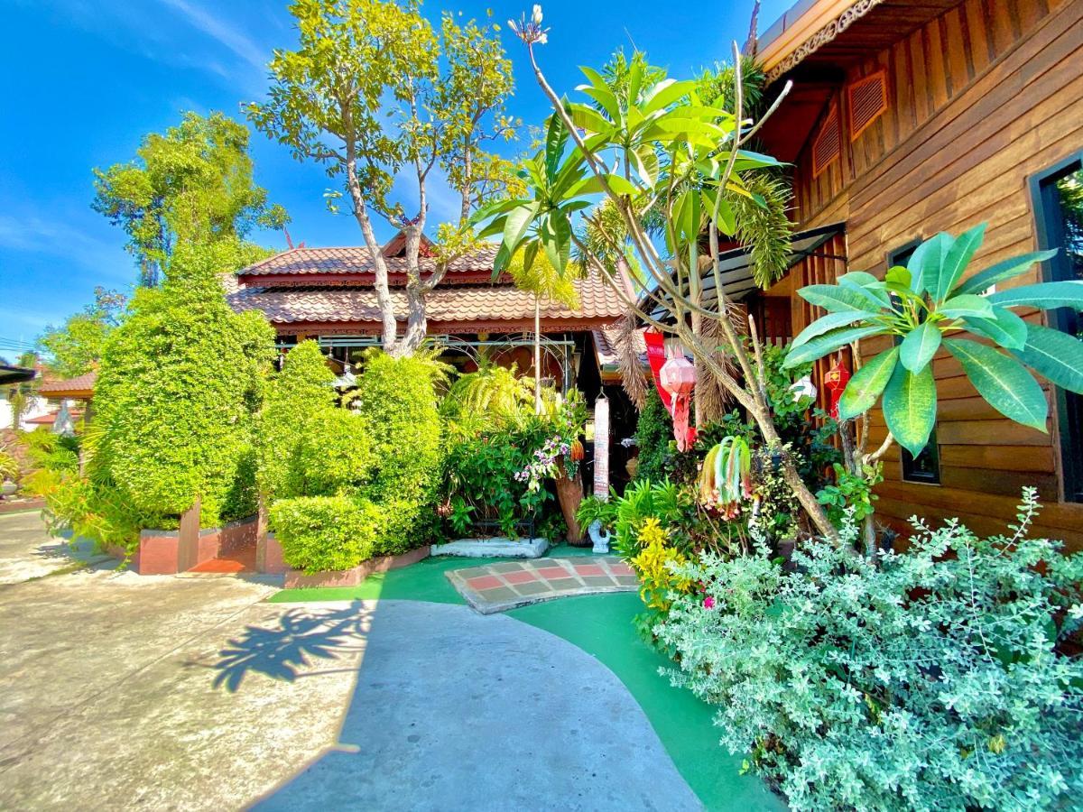Khum Lanna Boutique Hotel Sisaket Екстер'єр фото